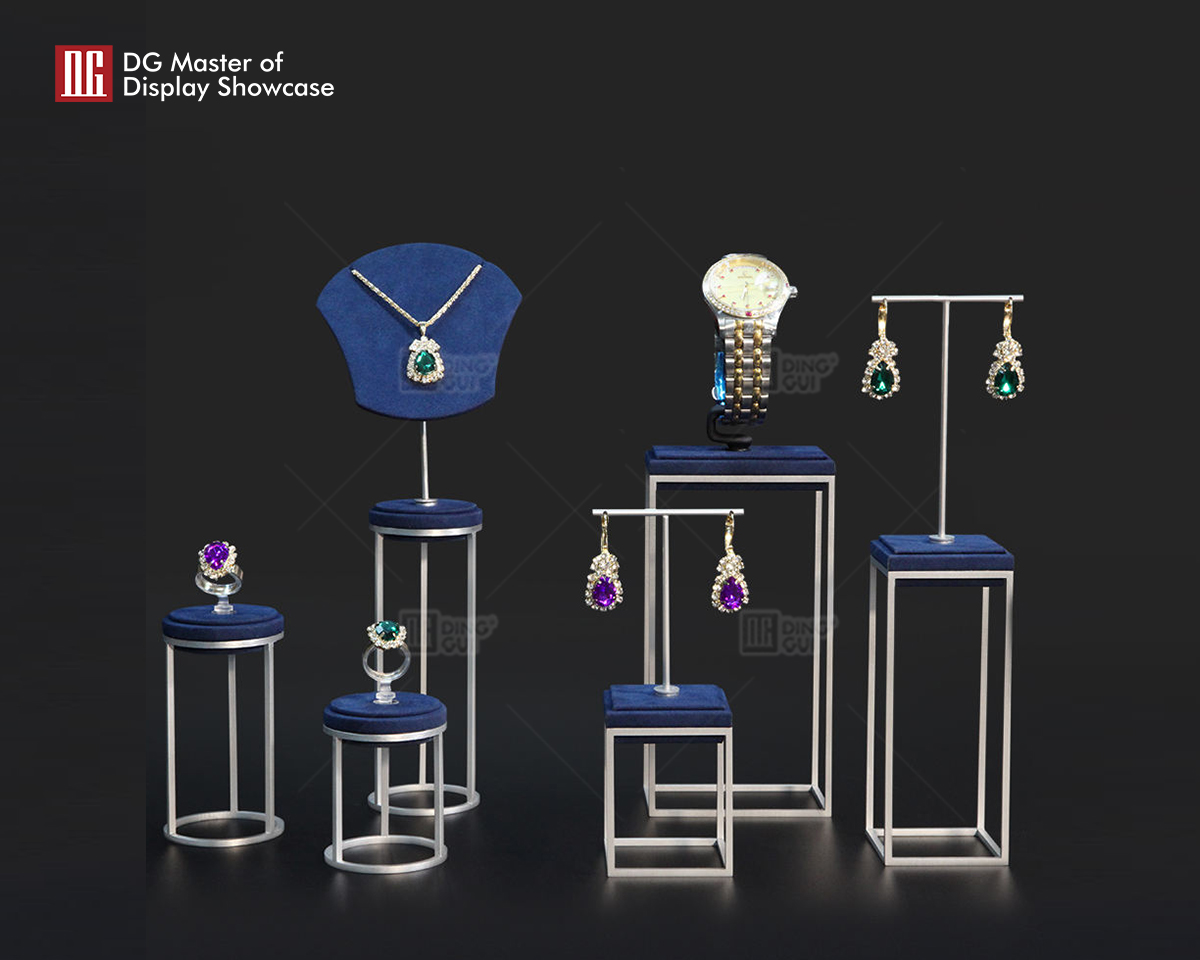 DG Showcase Luxury Jewelry Display PropsAccessories Black Foil Metal Set Fashion Design 9