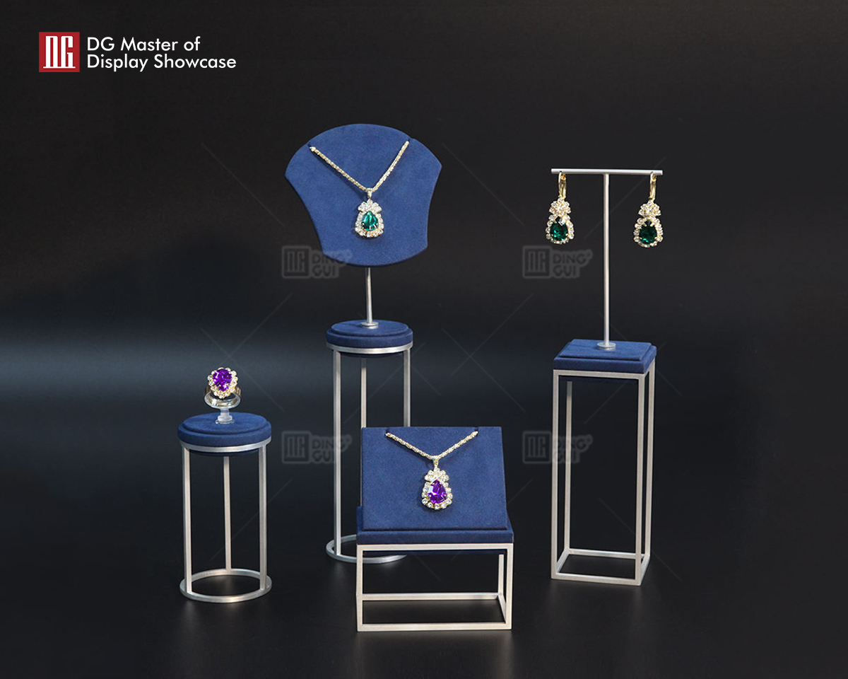 DG Showcase Luxury Jewelry Display PropsAccessories Black Foil Metal Set Fashion Design 10