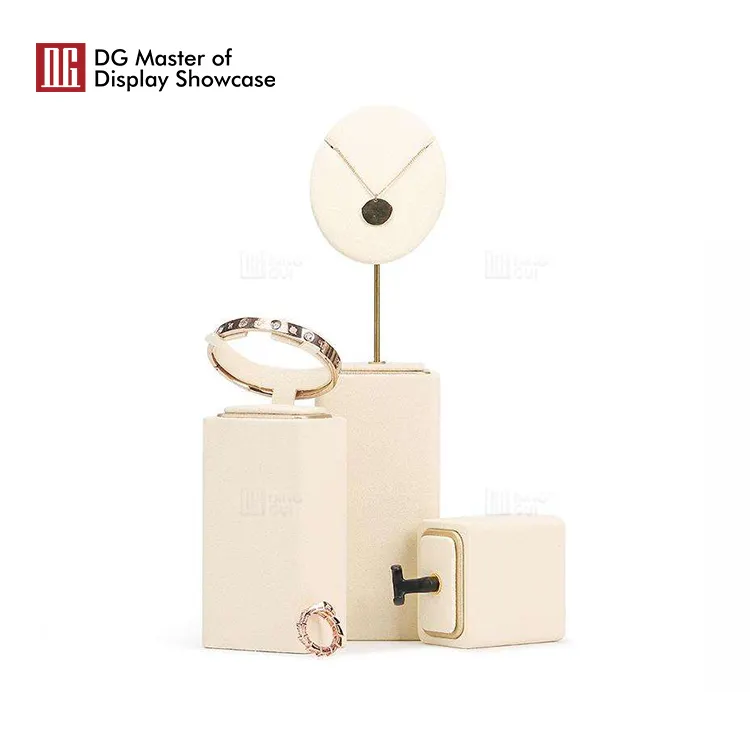 professional jewelry carrying cases manufacturer | DG Display Showcase 4