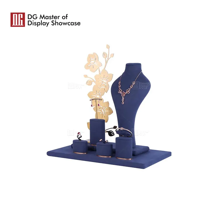 professional jewelry table displays design solution | DG Display Showcase 3