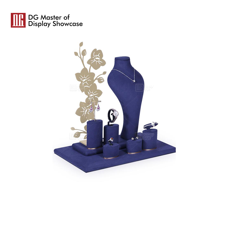 professional jewelry table displays design solution | DG Display Showcase 8