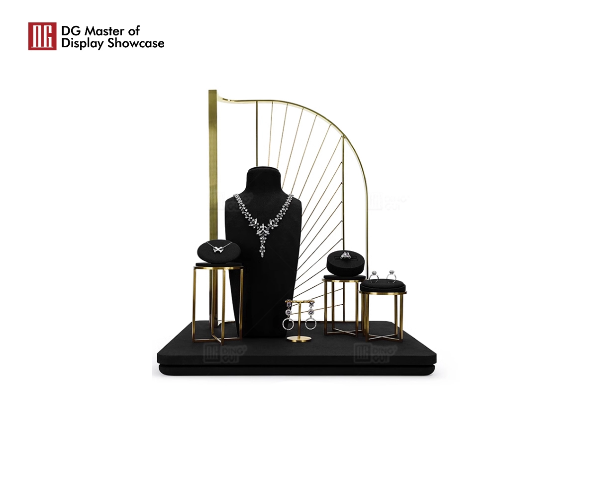 Ang kalidad ng DG ay nag-customize ng bagong mataas na kalidad na hanay ng mga alahas 1