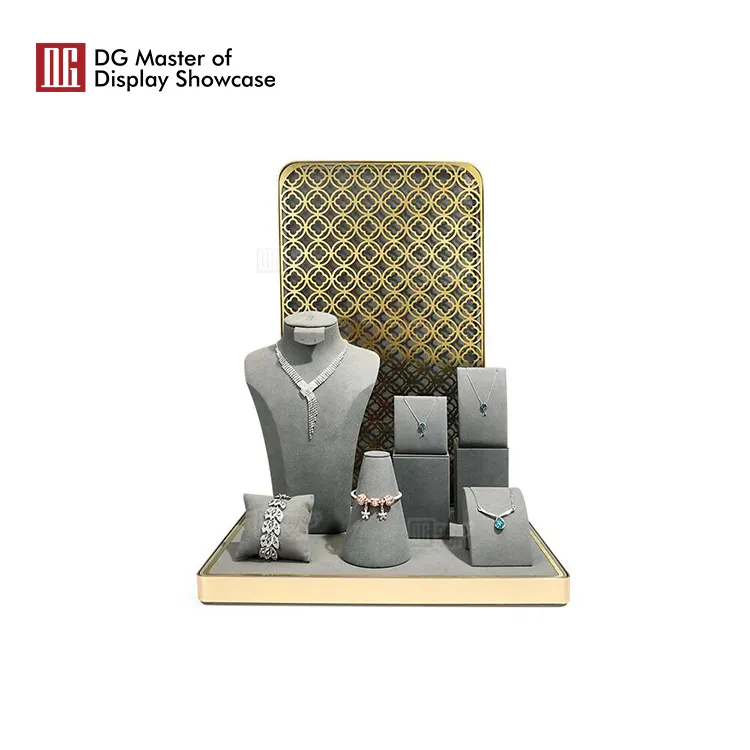 Elegant Stainless Steel Jewelry Display Props - Vintage Style 2