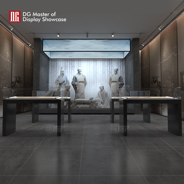 Custom model used in museum display manufacturer Manufacturer | DG Display Showcase 6
