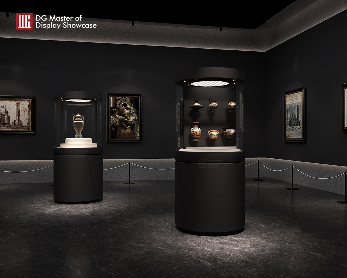DG Circular Elegant and Unique Museum Display Showcase 10