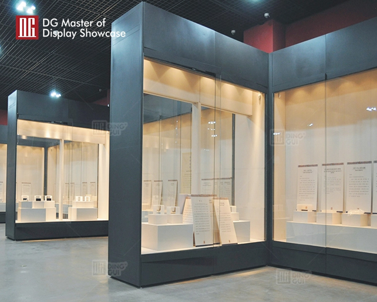 Luxury Art Museum Display: Global Service, Quality Assurance 7