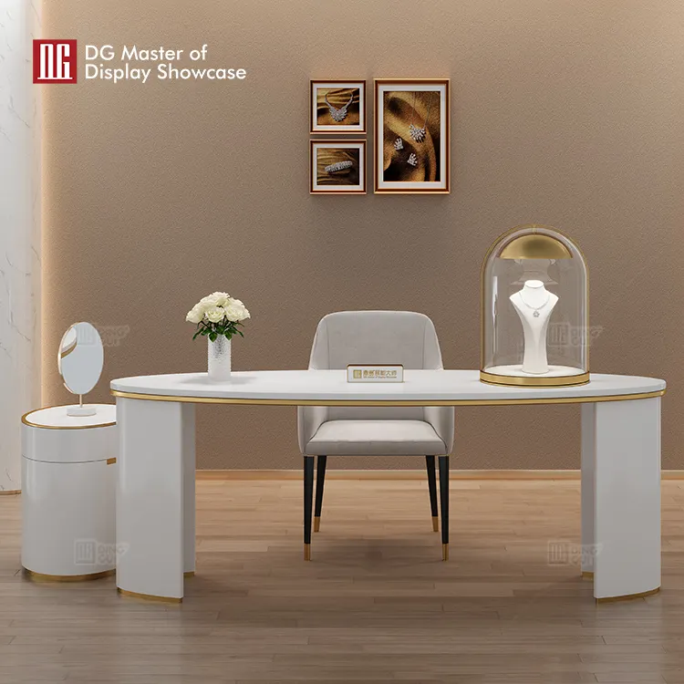Luxury Jewelry Display Table by DG: Combining Functionality with Style 5