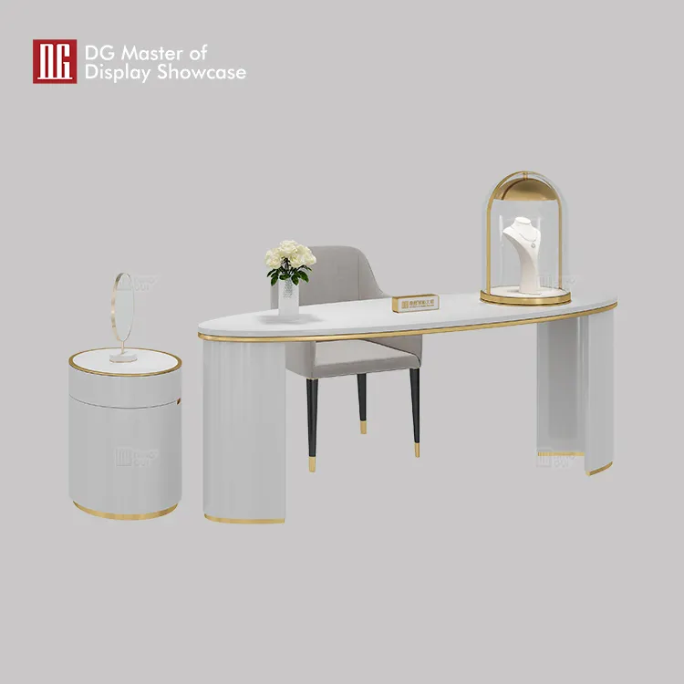 Luxury Jewelry Display Table by DG: Combining Functionality with Style 2