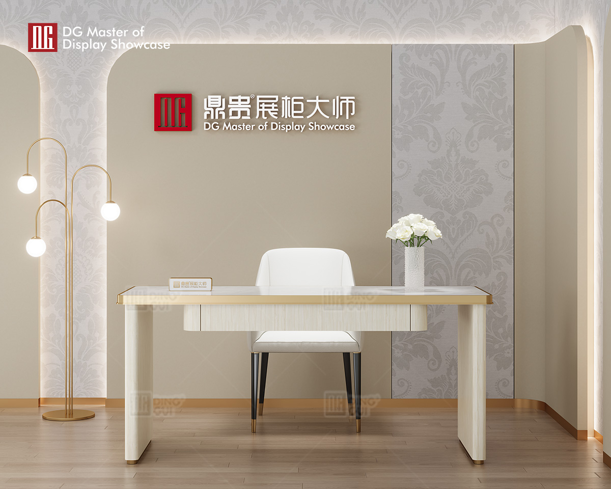 طاولة عرض فاخرة من الرخام من شركة دي جي 10