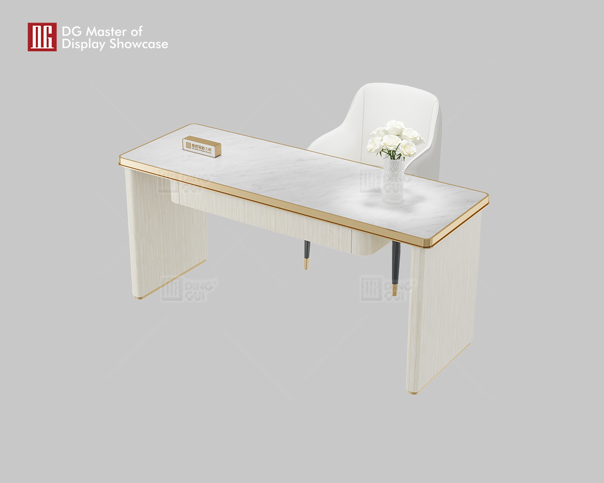 طاولة عرض فاخرة من الرخام من شركة دي جي 9