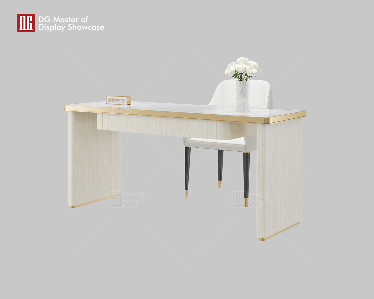 طاولة عرض فاخرة من الرخام من شركة دي جي 8