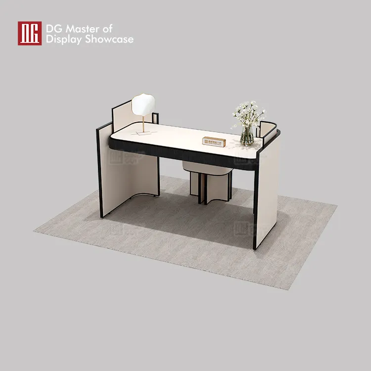 DG Luxury Jewelry Experience Table: Elegant Design, Quality Craftsmanship 4