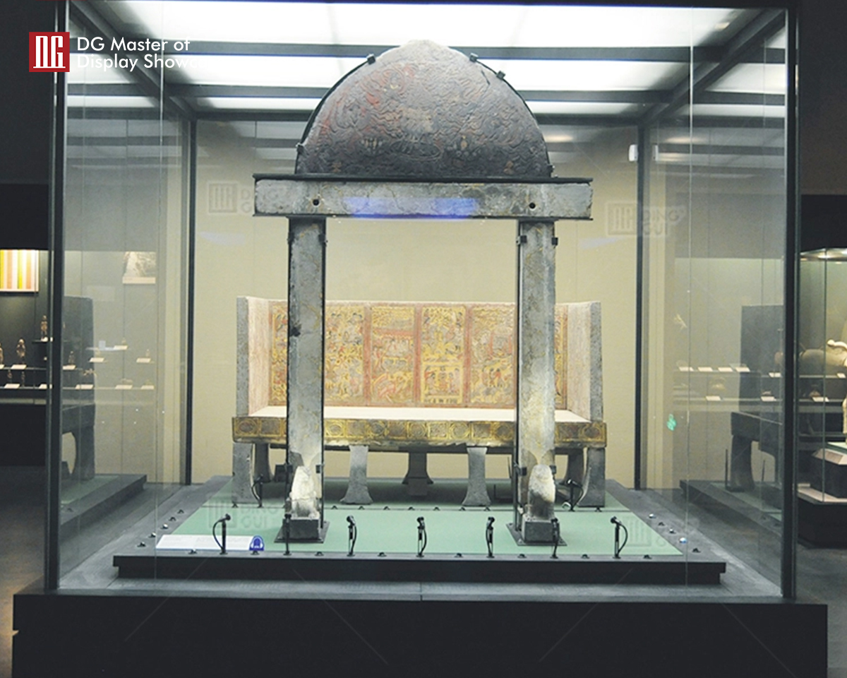 DG Showcase museum antigong salamin display showcase free standing cabinet vintage na disenyo 8