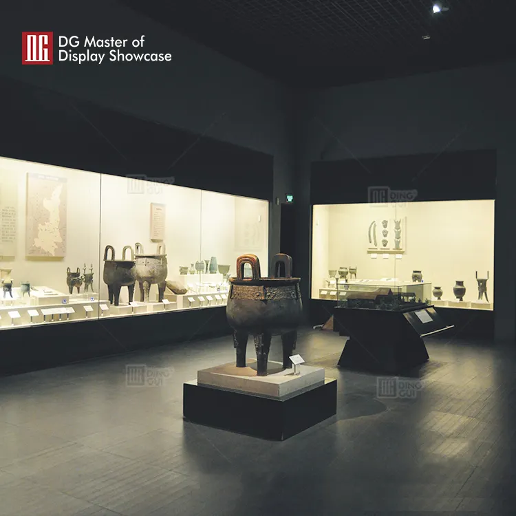 professional design military Museum Display Cabinet wholesale | DG Display Showcase 2