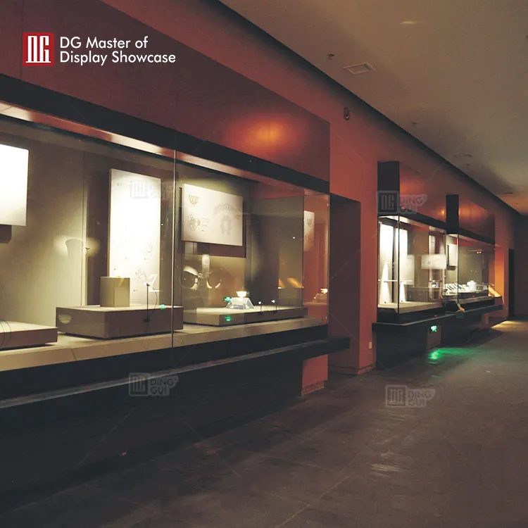 professional design military Museum Display Cabinet wholesale | DG Display Showcase 4