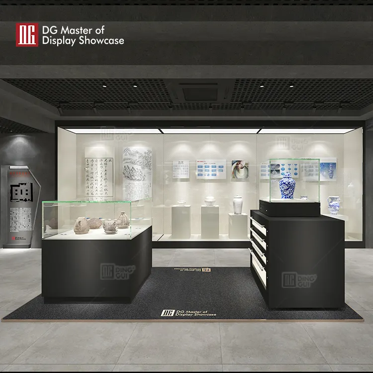 Custom portable museum display cases with custom services Manufacturer | DG Display Showcase 5