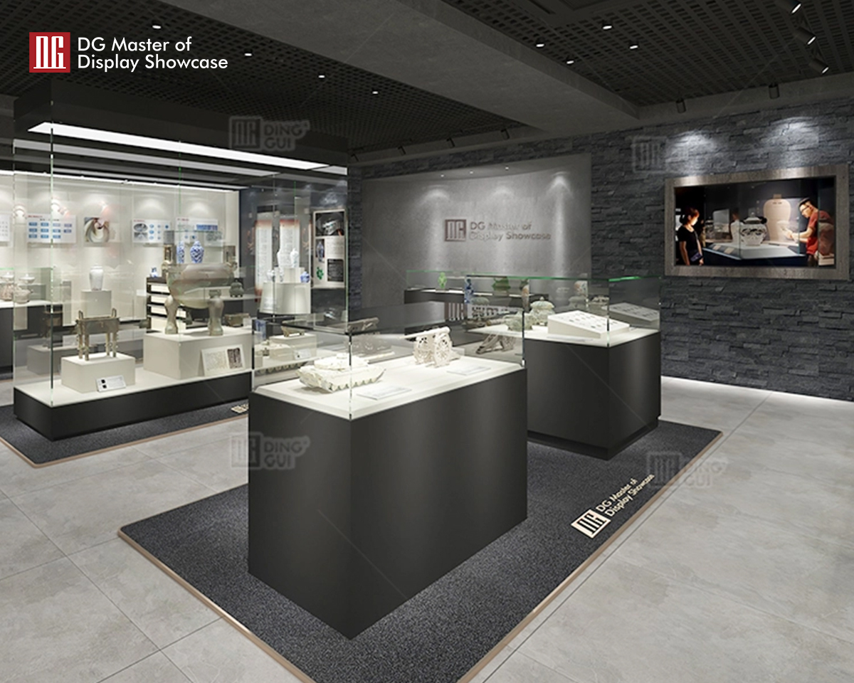 Custom portable museum display cases with custom services Manufacturer | DG Display Showcase 10