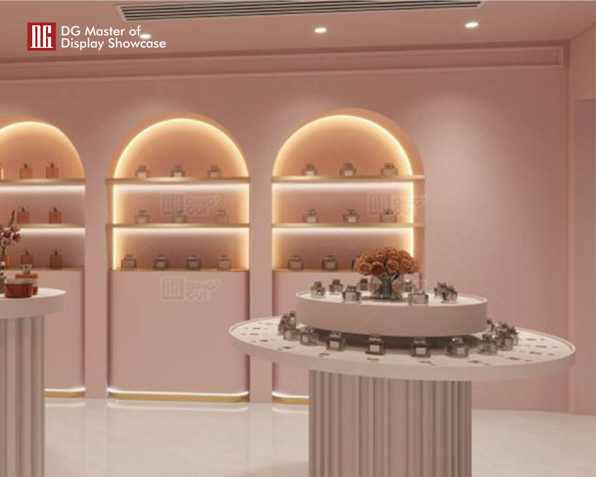 DG Showcase brugerdefineret luksus parfumebutik design med møbler fra Kina 8