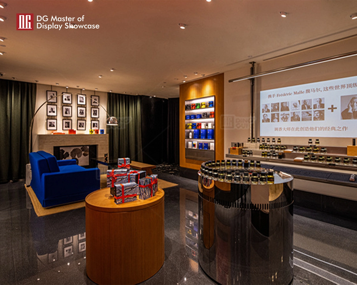 DG Showcase Fabulous Design Odoramentorum Showcase Armamentarium Fabricator 1