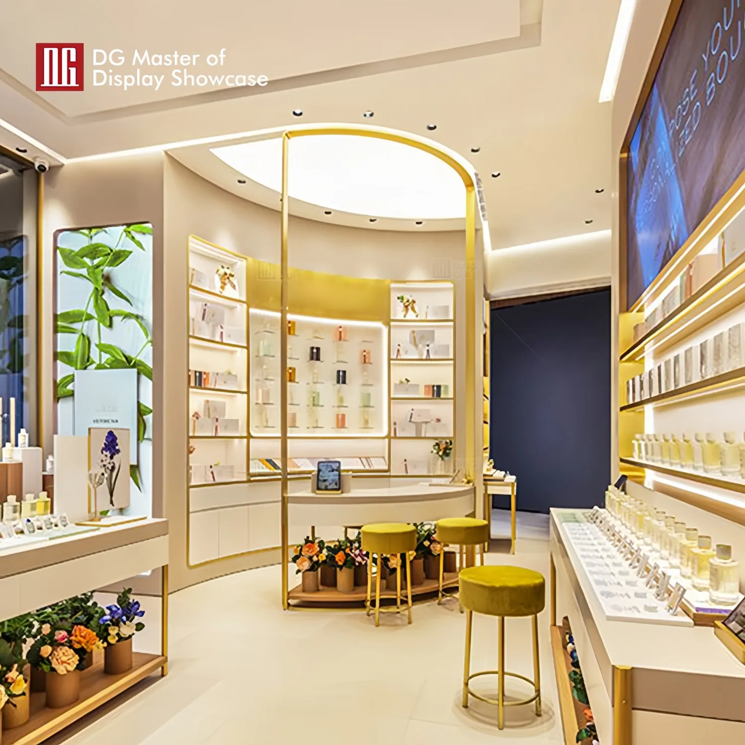 luxury perfume display at Wholesale Prices | DG Display Showcase 4