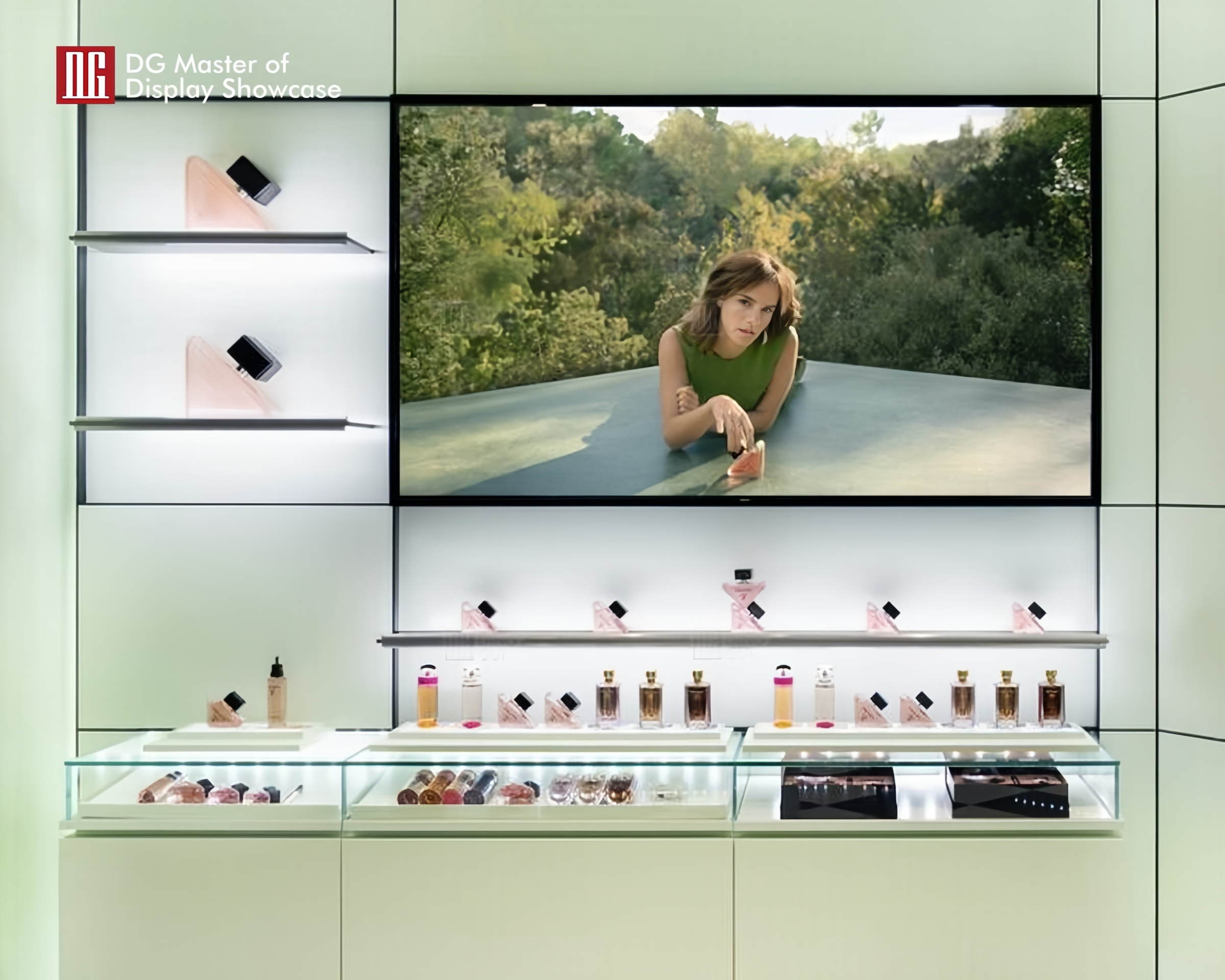 DG Showcase Perfume Display Showcase Design Manufacturer 8