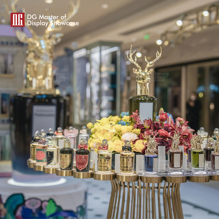 personalized perfume storage case design solution | DG Display Showcase 7