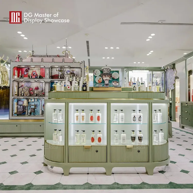 personalized perfume storage case design solution | DG Display Showcase 2