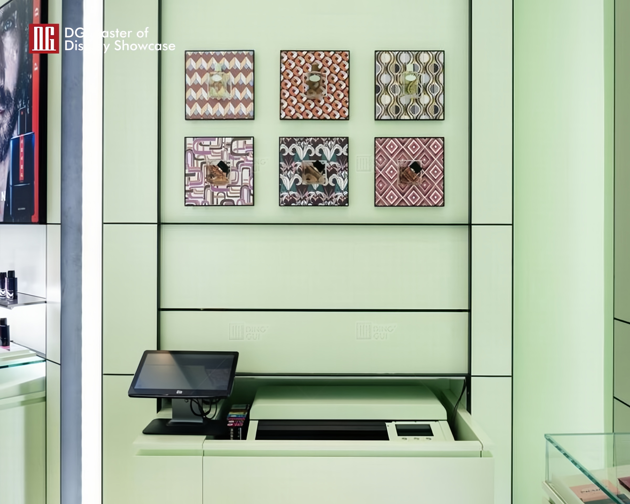 DG Showcase Perfume Display Showcase Design Manufacturer 9