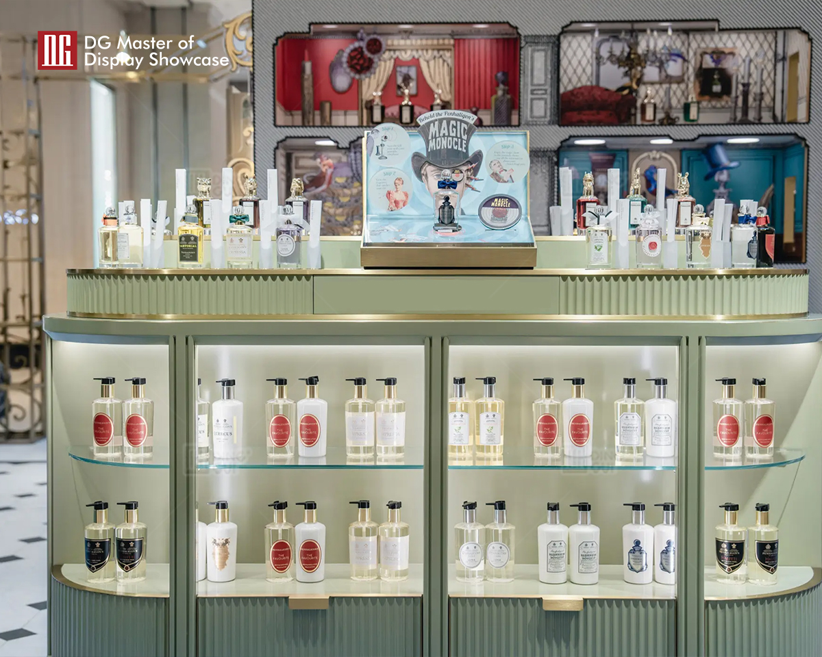 အတွင်းခန်းဒီဇိုင်းအတွက် DG Showcase အံဝင်ခွင်ကျ ရေမွှေးပြကွက် Showcase Cabinets 7