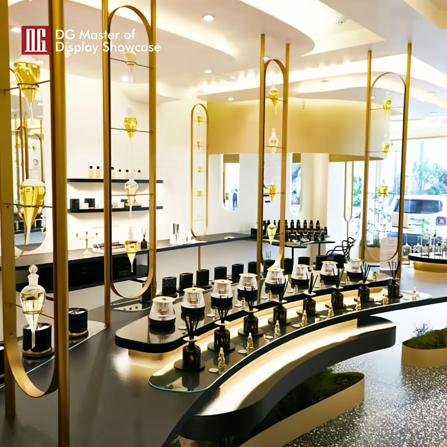 Custom fragrance counters design solution Manufacturer | DG Display Showcase 2