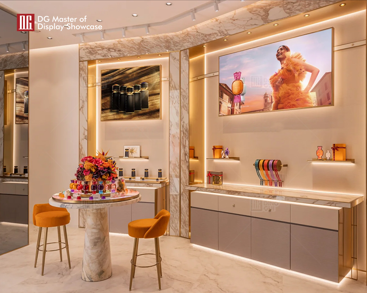 Vitrína na parfumy DG Showcase, módny dizajnový stojan 6