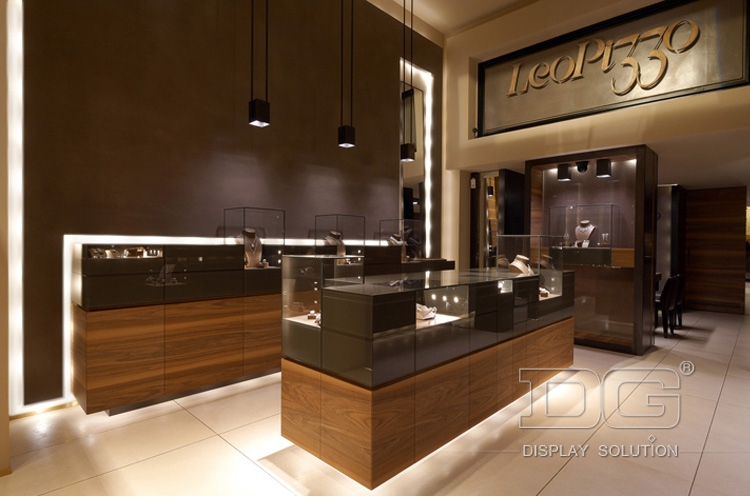 Shop Display Jewelry And Watch