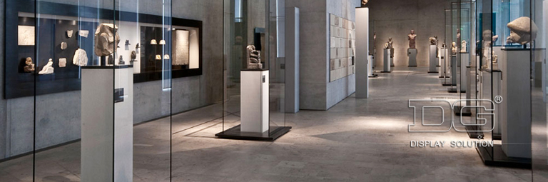 DG Showcase high end quality constant museum display cabinet free standing modern design 3