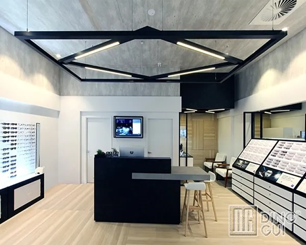 high end Optical Showcase manufacturers design solution | DG Display Showcase 3