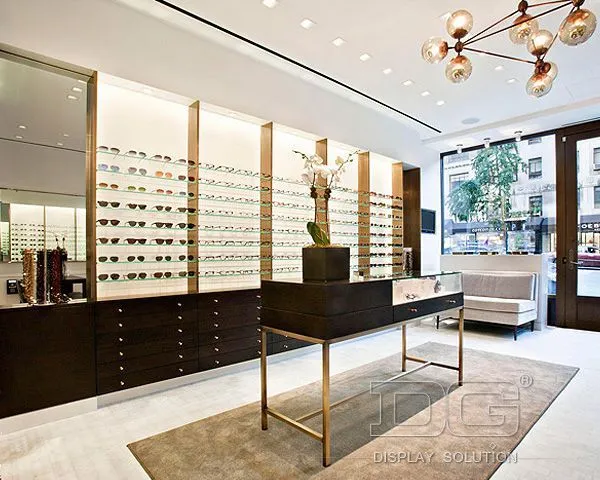 DG Showcase Nature Optical Wooden Showcase Glasses Display Case 1