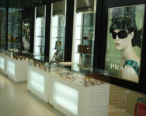 DG Showcase Fancy Attraktiv Træbriller Udstilling Optisk Showcase Producent 1