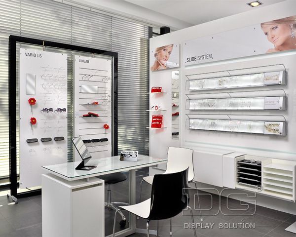 Custom Optical Showcase company for optical Manufacturer | DG Display Showcase 3