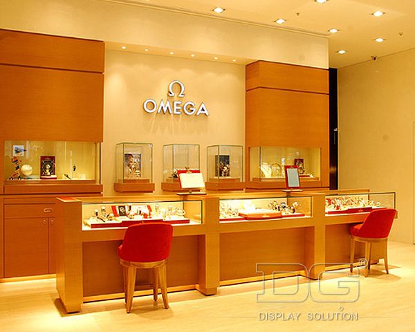 Custom Watch Showcase manufacturers design solution Manufacturer | DG Display Showcase 5