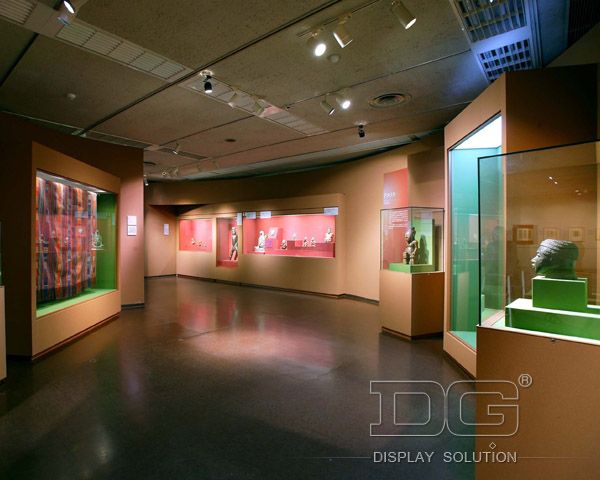 Custom exhibition design companies wholesale Manufacturer | DG Display Showcase 4