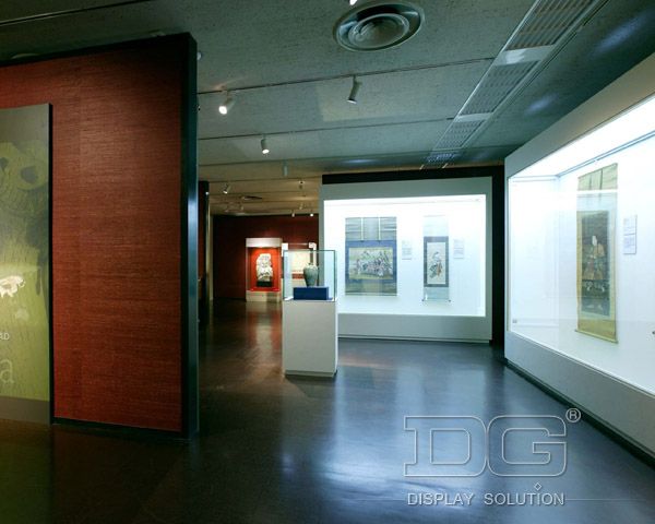 Custom exhibition design companies wholesale Manufacturer | DG Display Showcase 5