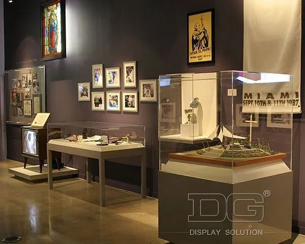 عرض متحف عتيق من DG Showcase، خزائن عرض مستقلة، لوازم خزانة 1