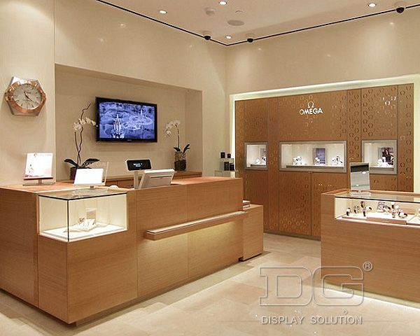 fashion showcase for watches factory | DG Display Showcase 3