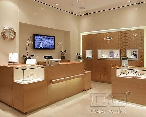 fashion showcase for watches factory | DG Display Showcase 2