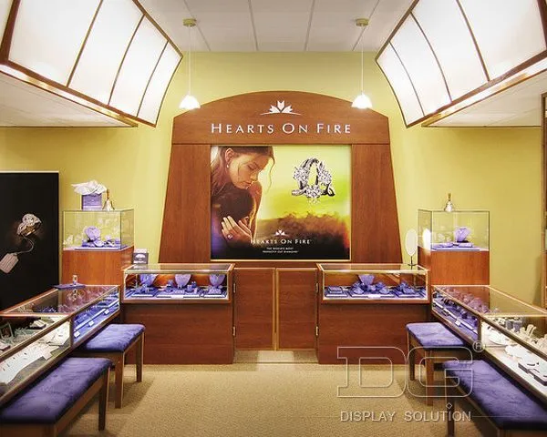 DG Showcase Luxury Jewelry Display Showcase Golden Jewelry Shop Latest Design 1