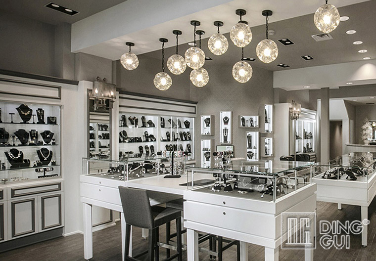 Prezentácia DG Najnovší príchod klenotníctva, vitrína, dizajn nábytku 5