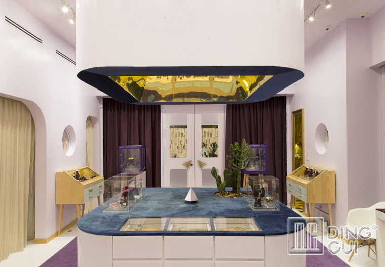 jewellery showcase at Wholesale Prices | DG Display Showcase 5