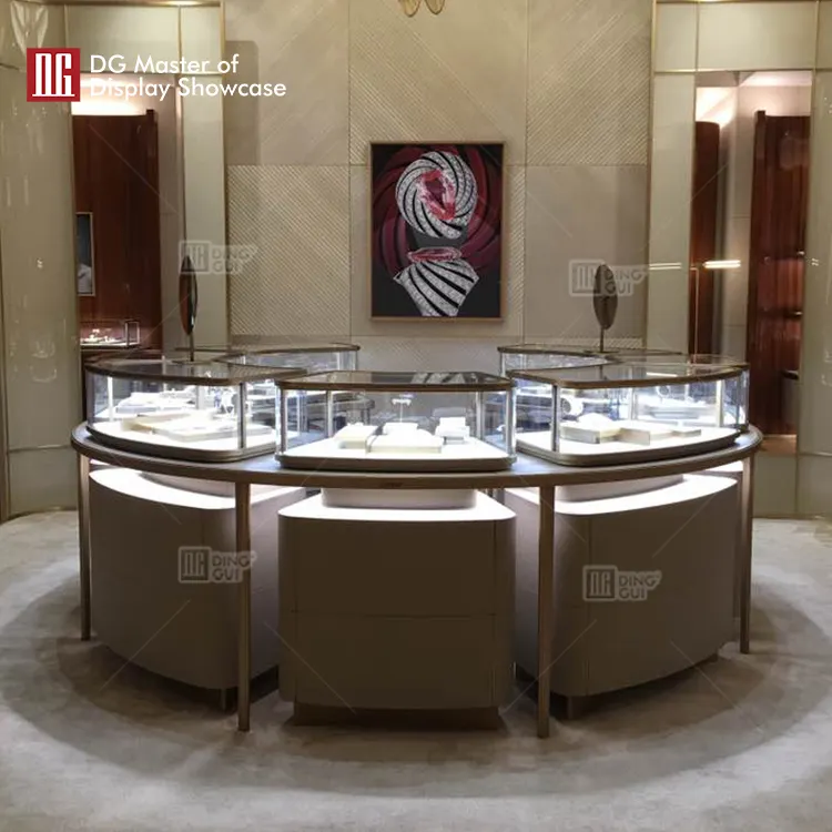 DG Master | modern Optical Showcase company personalized 2