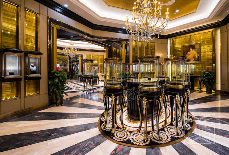  Drewniane gabloty na biżuterię vintage