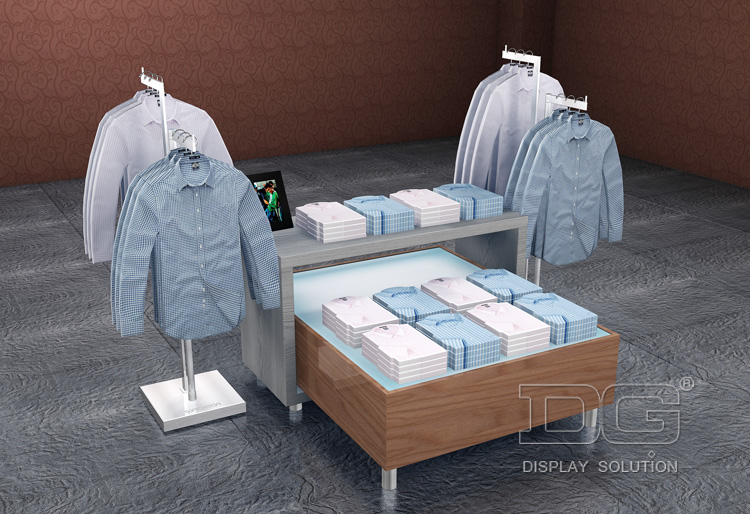  Dizajn dreveného pultu pre obchod s oblečením