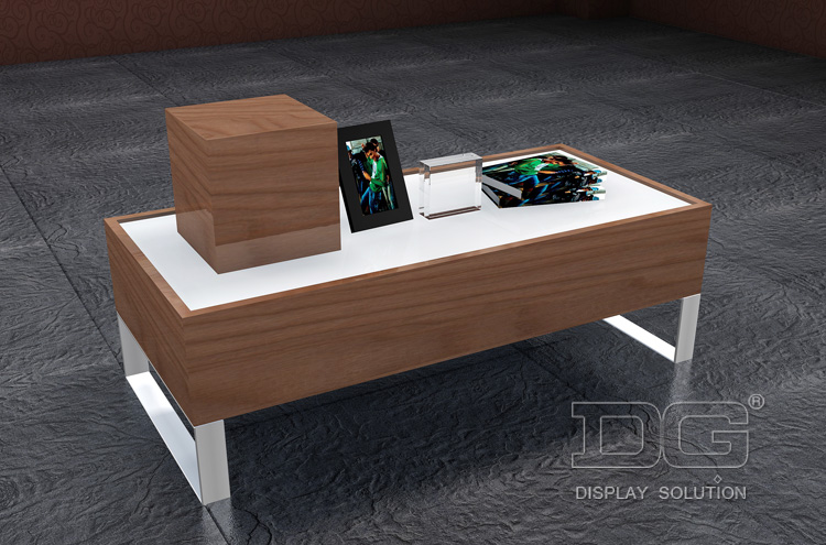  Dizajn pultu v obchode s oblečením 